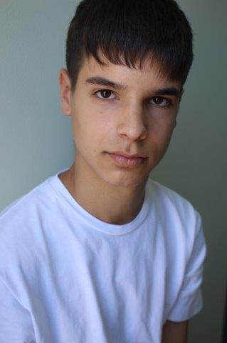 ALEXIS KOUD.